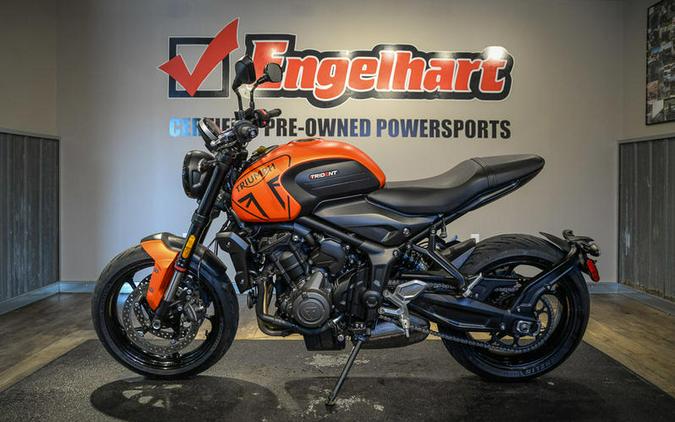 2023 Triumph Trident 660 Matte Baja Orange / Matte Storm Grey