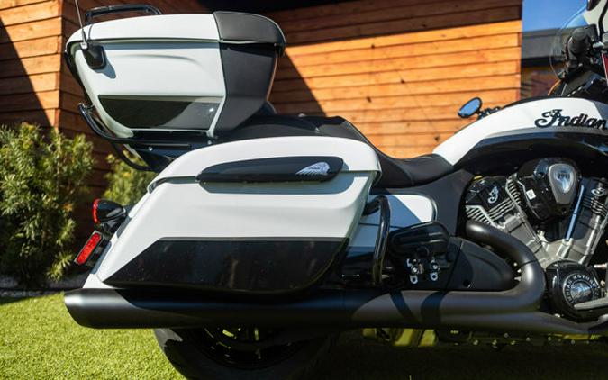 2025 Indian PURSUIT DARK HORSE