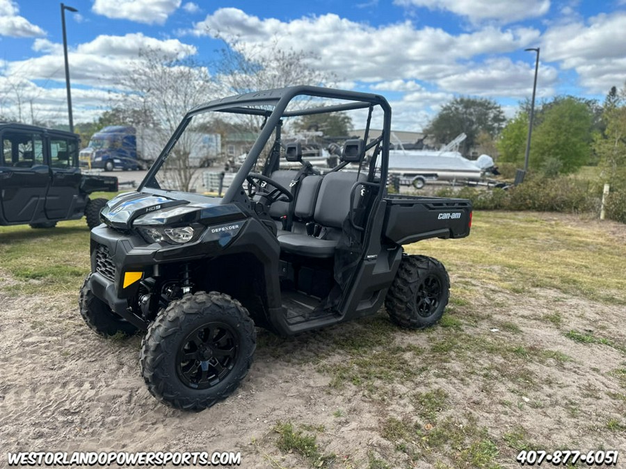 2024 Can-Am® Defender DPS HD9 Timeless Black