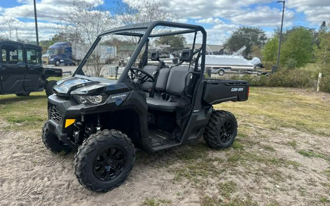 2024 Can-Am® Defender DPS HD9 Timeless Black