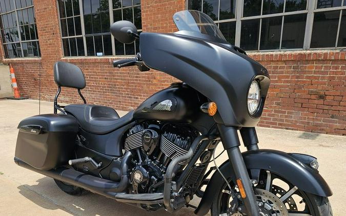 2019 Indian Motorcycle® Chieftain Dark Horse® Thunder Black Smoke