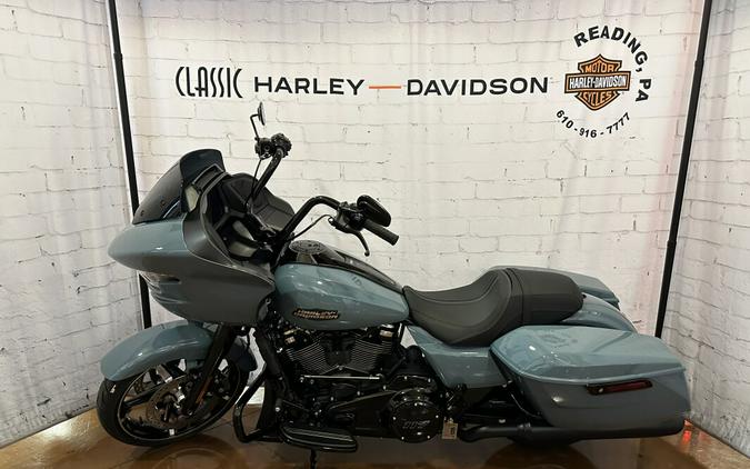 2024 Harley-Davidson Road Glide® FLTRX Sharkskin Blue – Black Finish