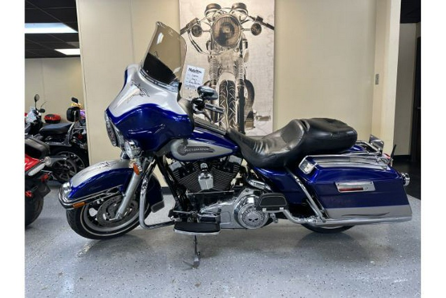 2007 Harley-Davidson® FLHTC