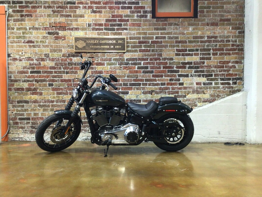 FXBB 2025 Street Bob