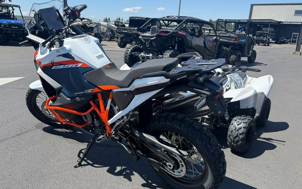 2026 KTM Super Adventure 1390 R