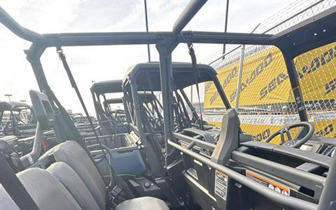 2025 Can-Am Defender MAX DPS HD7