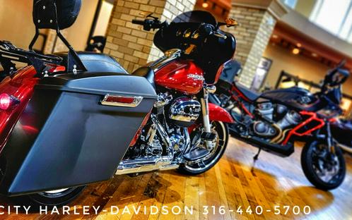 USED 2018 Harley-Davidson® Street Glide®, FLHX