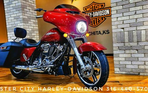 USED 2018 Harley-Davidson® Street Glide®, FLHX