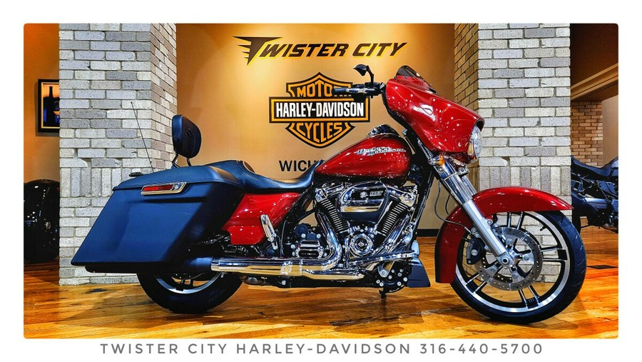 USED 2018 Harley-Davidson® Street Glide®, FLHX