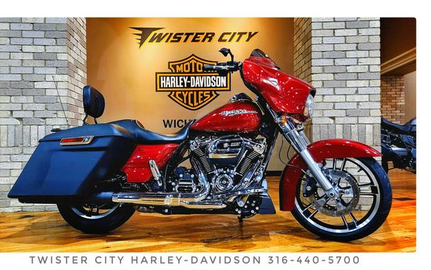 USED 2018 Harley-Davidson® Street Glide®, FLHX