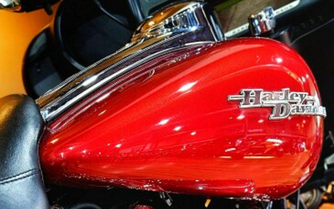 USED 2018 Harley-Davidson® Street Glide®, FLHX