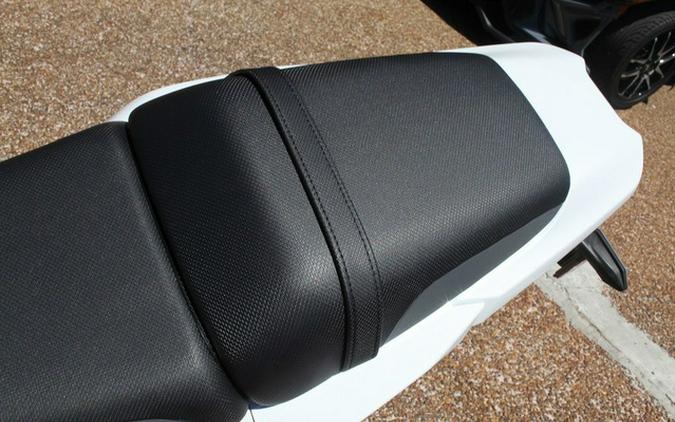 2026 Kawasaki KLE500 SE ABS