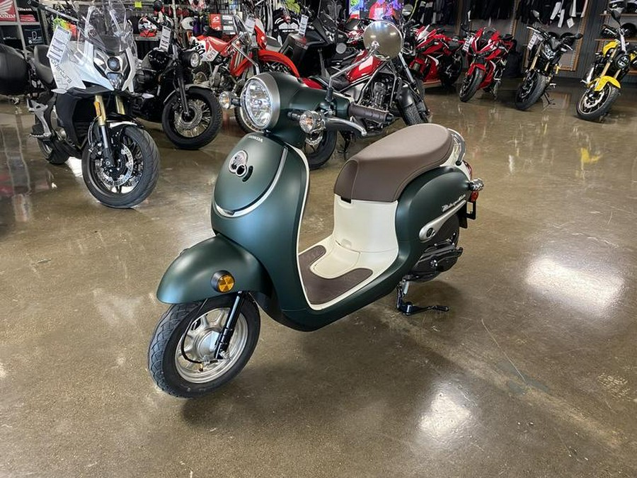 2024 Honda® Metropolitan