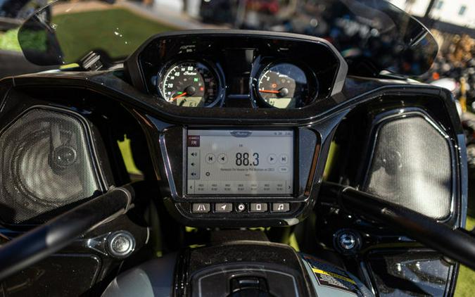 2025 Indian CHALLENGER DARK HORSE