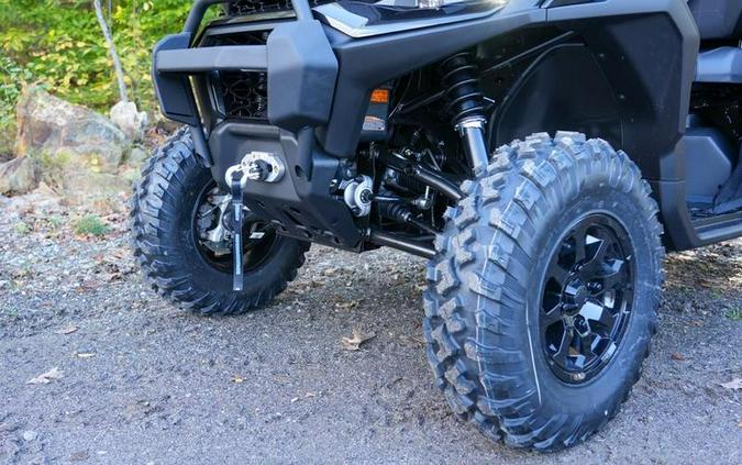 2026 Can-Am® Defender XT HD11 With 10.25 in.display