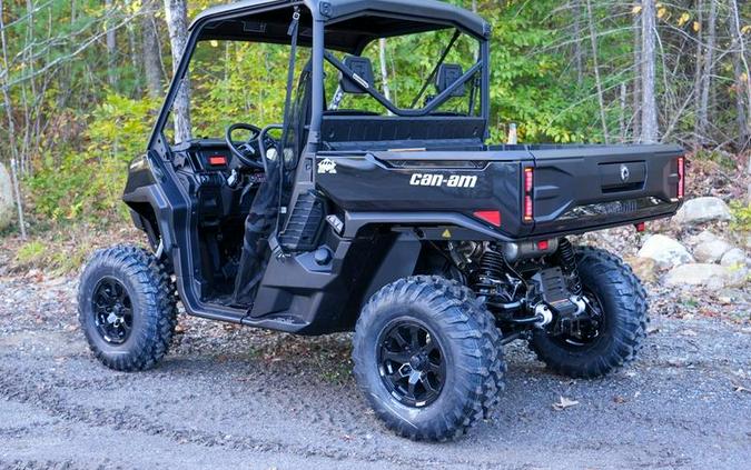 2026 Can-Am® Defender XT HD11 With 10.25 in.display