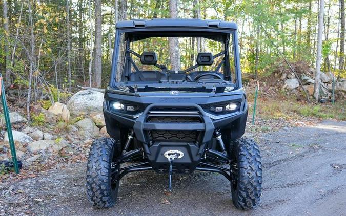 2026 Can-Am® Defender XT HD11 With 10.25 in.display