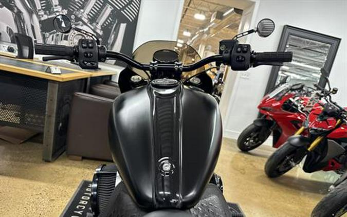 2022 Indian Motorcycle Chief Dark Horse®