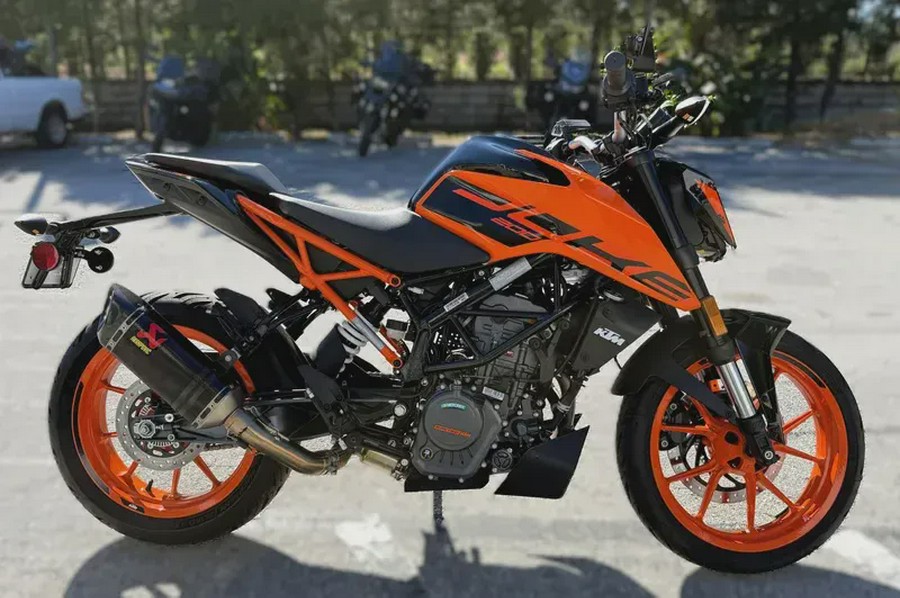 2023 KTM 200 DUKE