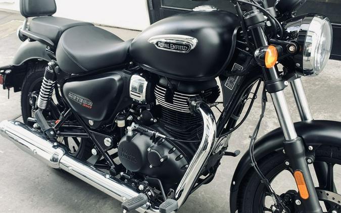 2024 Royal Enfield Meteor 350 Stellar Black
