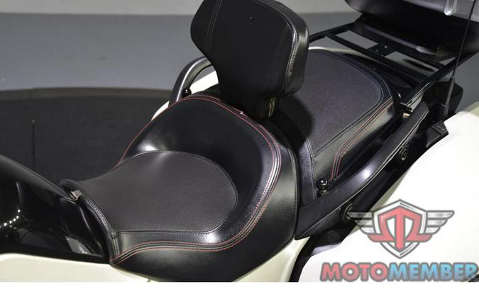 2016 Can-Am SPYDER F3-T MANUAL