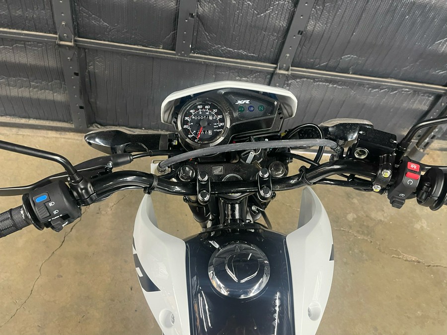 2025 Honda XR150L