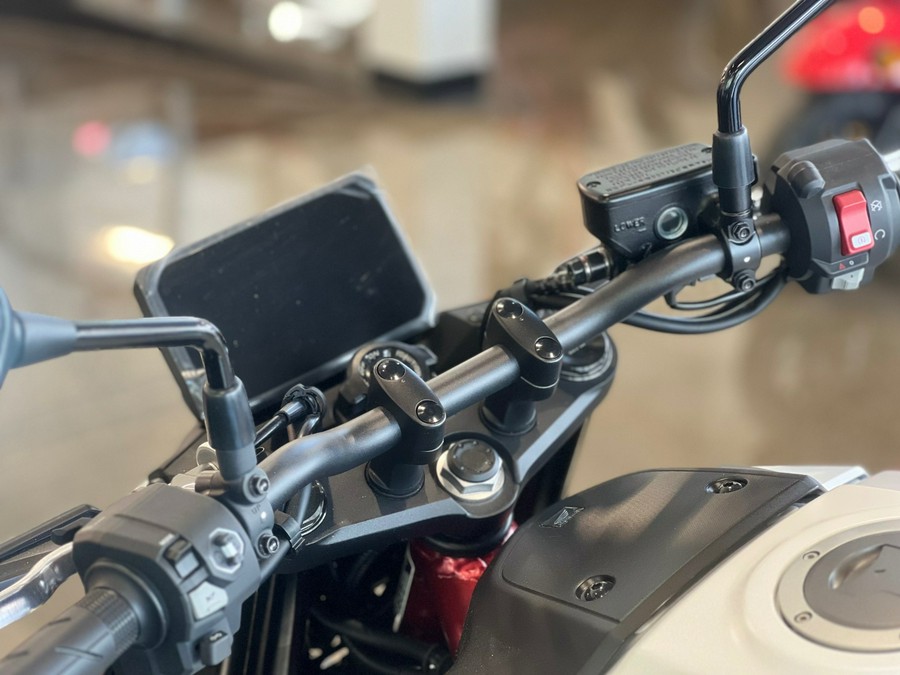 2025 Honda CB750 Hornet