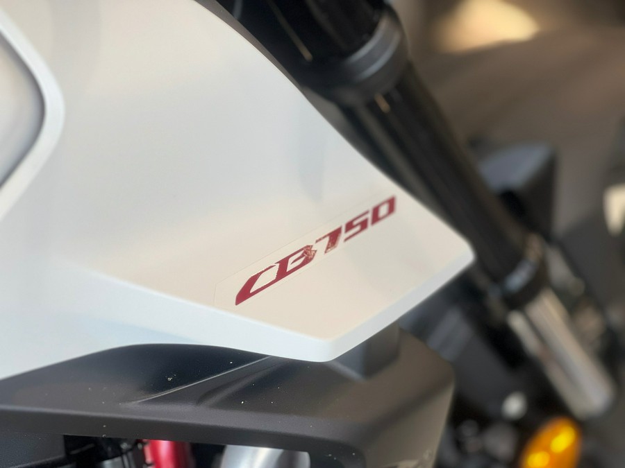 2025 Honda CB750 Hornet