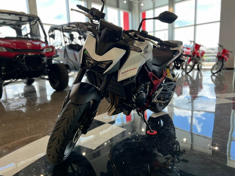 2025 Honda CB750 Hornet