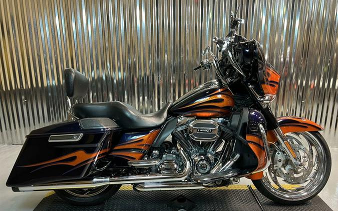 2015 Harley-Davidson FLHXSE - CVO Street Glide