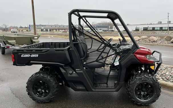 2024 Can-Am™ Defender DPS HD9