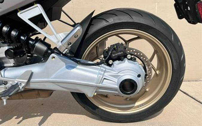 2023 Moto Guzzi V100 Mandello Aviazione Navale