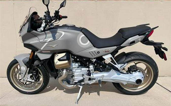 2023 Moto Guzzi V100 Mandello Aviazione Navale