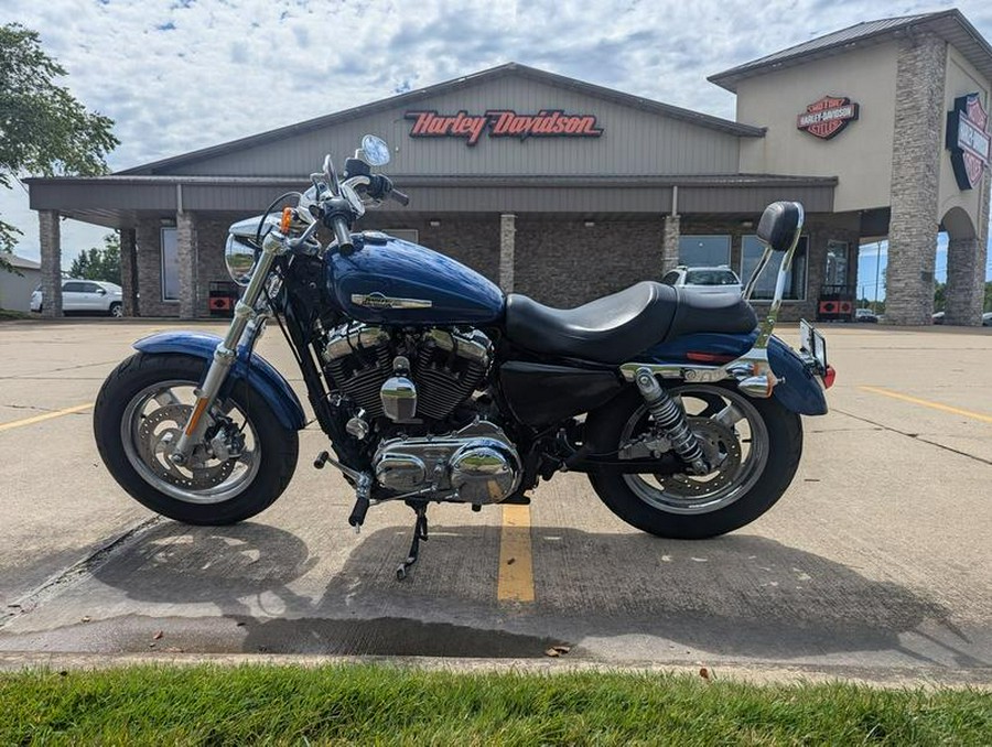 2016 Harley-Davidson® XL1200C - Sportster® 1200 Custom