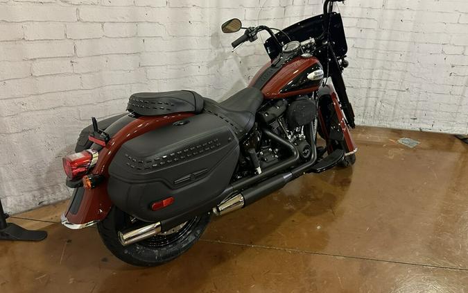 2024 Harley-Davidson Heritage Classic FLHCS Red Rock / Vivid Black – Black Finish