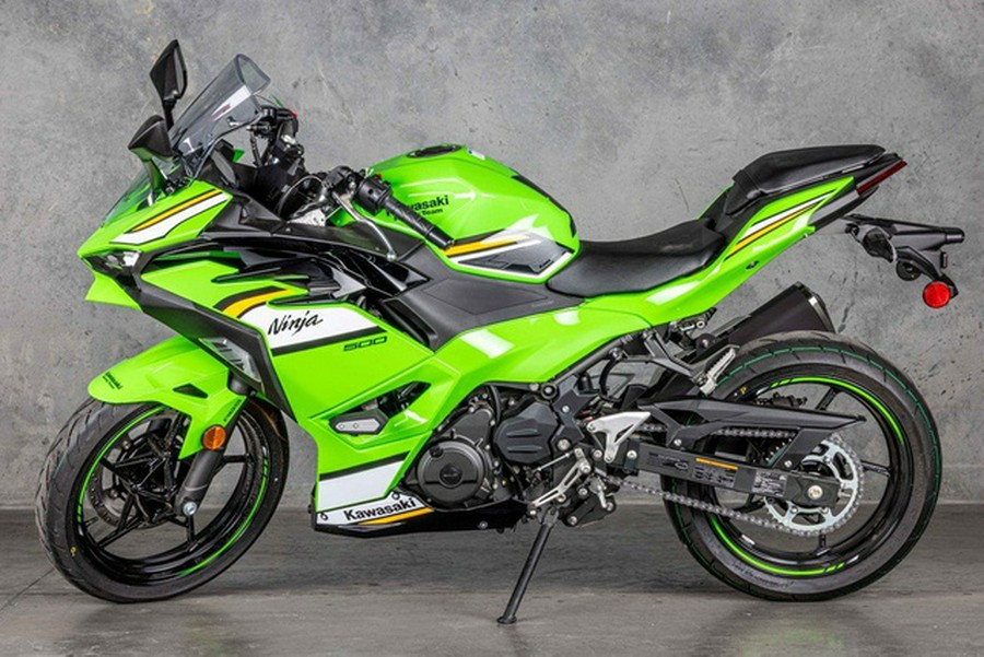 2025 Kawasaki Ninja 500 KRT Edition SE ABS