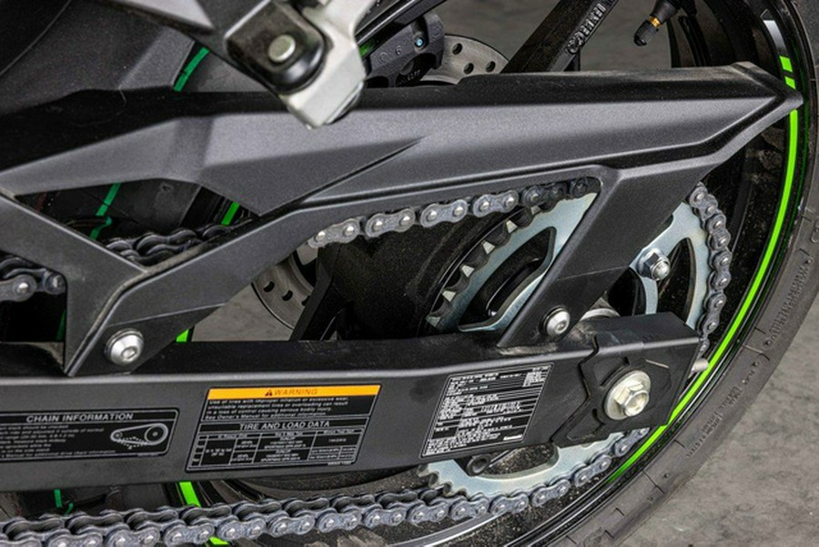 2025 Kawasaki Ninja 500 KRT Edition SE ABS