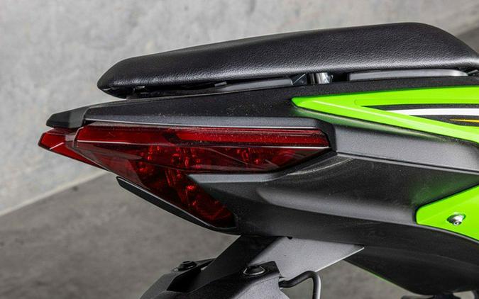 2025 Kawasaki Ninja 500 KRT Edition SE ABS