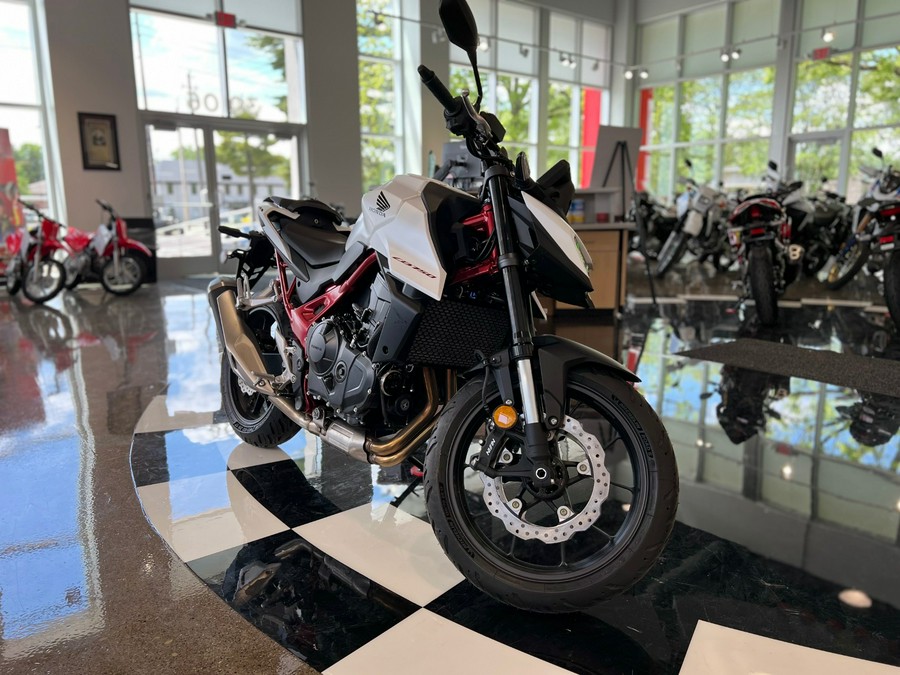 2025 Honda CB750 Hornet