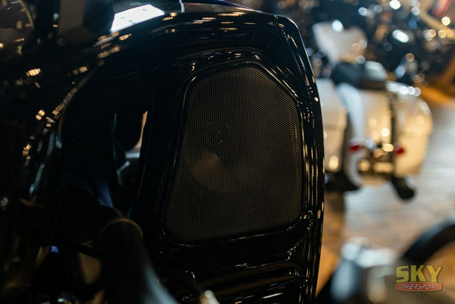 2024 Indian Challenger Dark Horse Spirit Blue Smoke