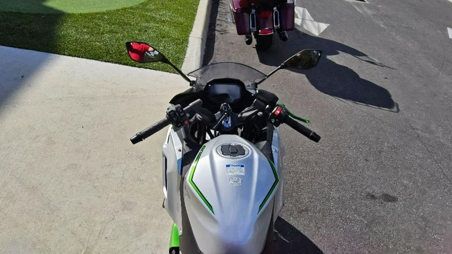 2024 Kawasaki CX500