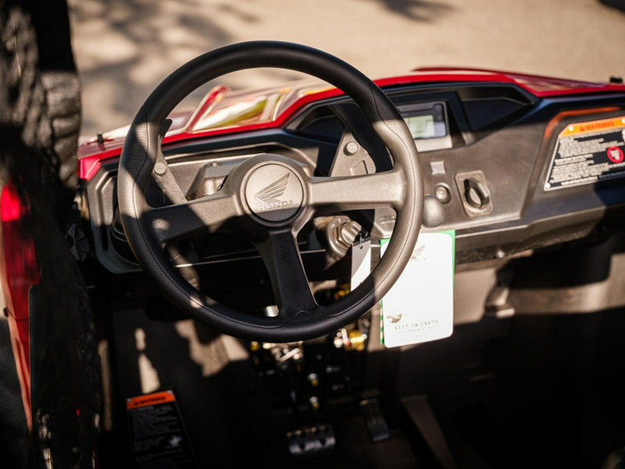 2025 Honda® Pioneer 520