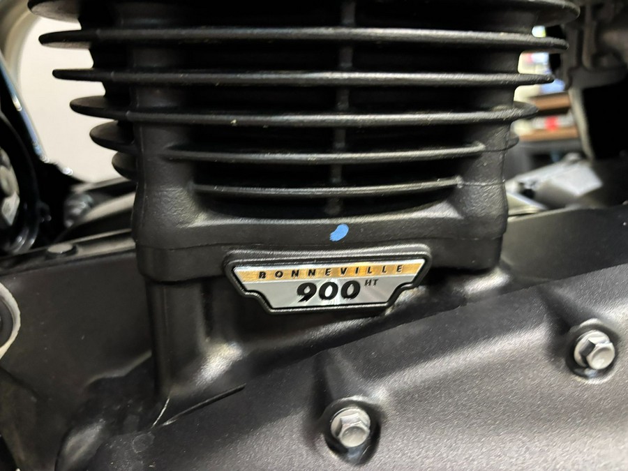 2025 Triumph Bonneville T100