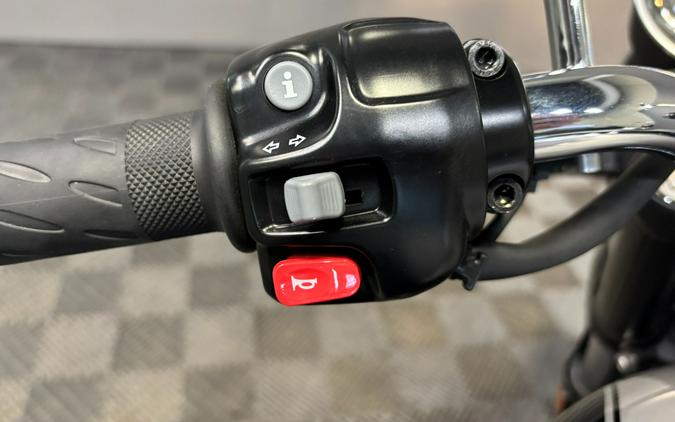 2025 Triumph Bonneville T100