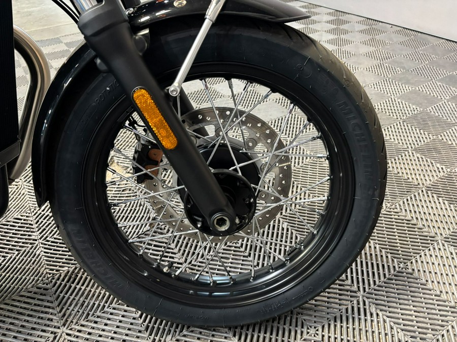 2025 Triumph Bonneville T100