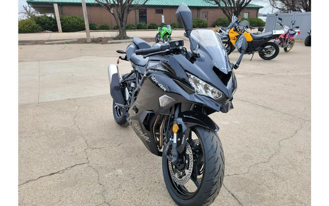 2026 Ninja® ZX™-4R ABS - Kawasaki
