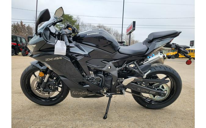 2026 Ninja® ZX™-4R ABS - Kawasaki