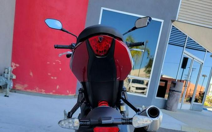 2026 Triumph TRIDENT 800