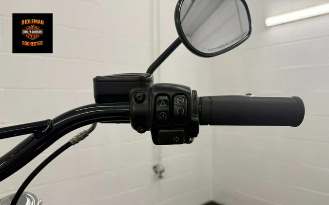 2021 Harley-Davidson Softail Slim®