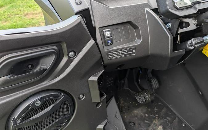 2027 Kawasaki TERYX® KRX4™ 1000 BLACKOUT EDITION